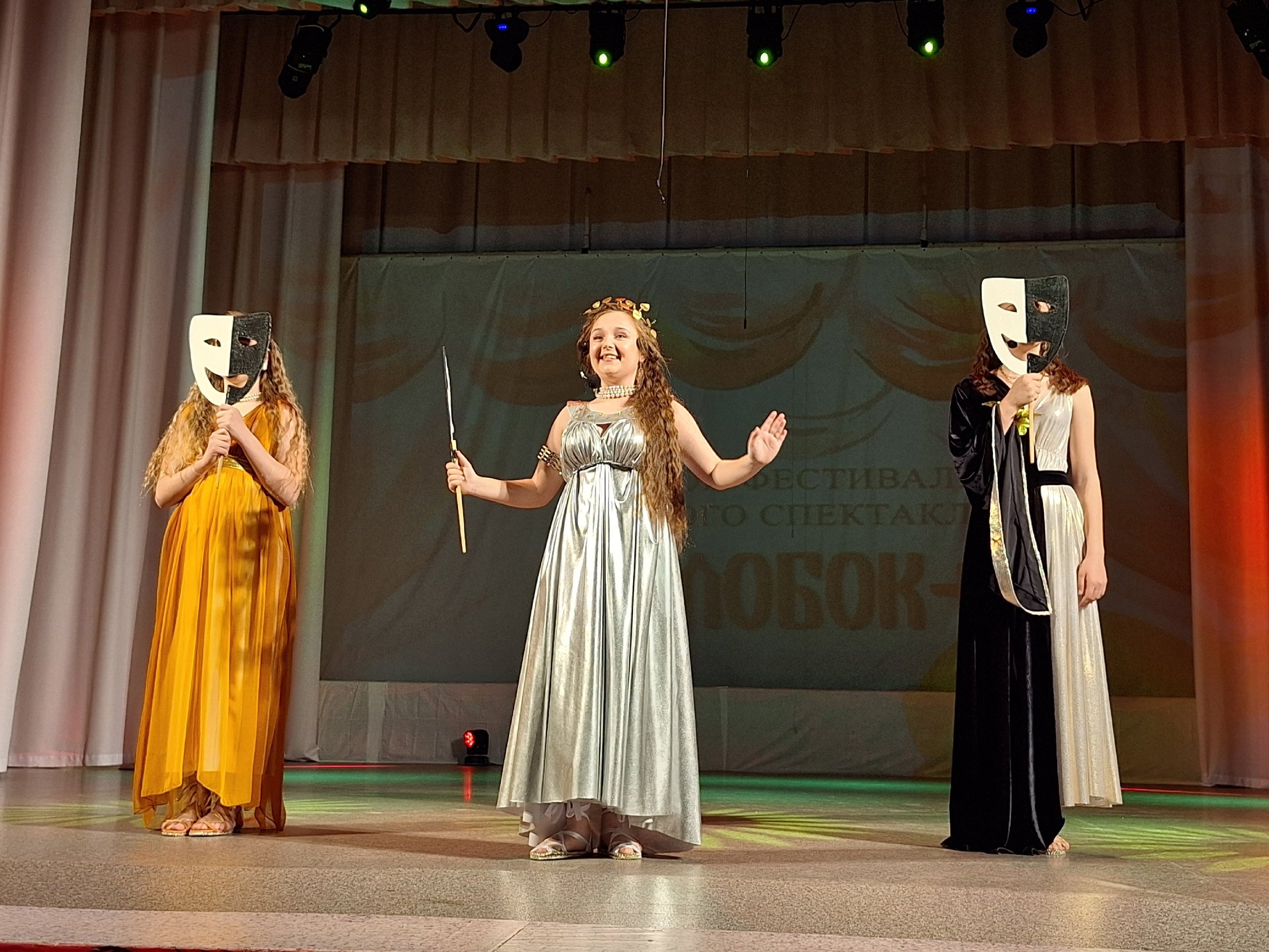 В Канском районе открыли краевой фестиваль детского спектакля «КОЛОБОК +».