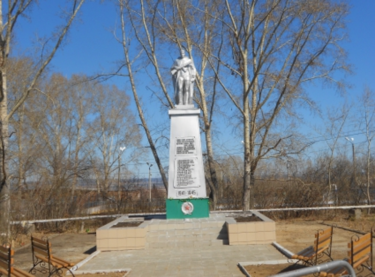 Памятник погибшим воинам из села Чечеул.